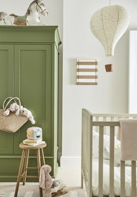 Green Stone – Pale Nursery