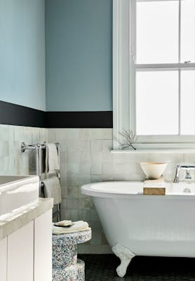 Re:mix Bone China Blue Bathroom