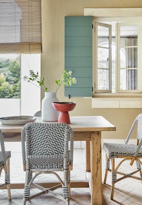 Bath Stone Dining Space