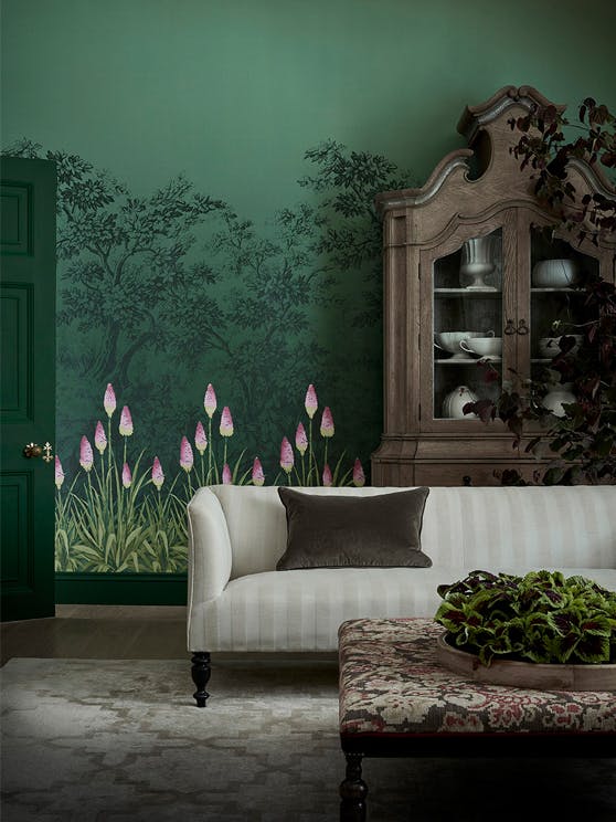 Wallpaper: Upper Brook St - Night Garden. Door & Skirting: Dark Brunswick Green